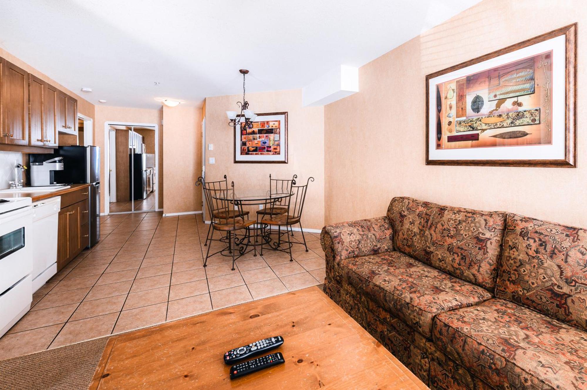 Mountain View Resort And Suites At Фэрмонт-Хот-Спрингс Экстерьер фото